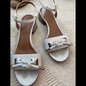 Sportmax white sandles with small heel